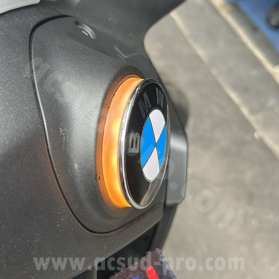 Feux de jour et clignotants LED additionnels RB max adaptables BMW GS/GSA/RT/C/K Ø70 mm (la paire) - vue 3