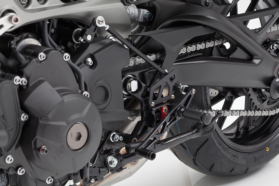 LSL 2-Slide repose-pieds complets reculés Yamaha MT-09 / MT-09 Tracer 17- rouge