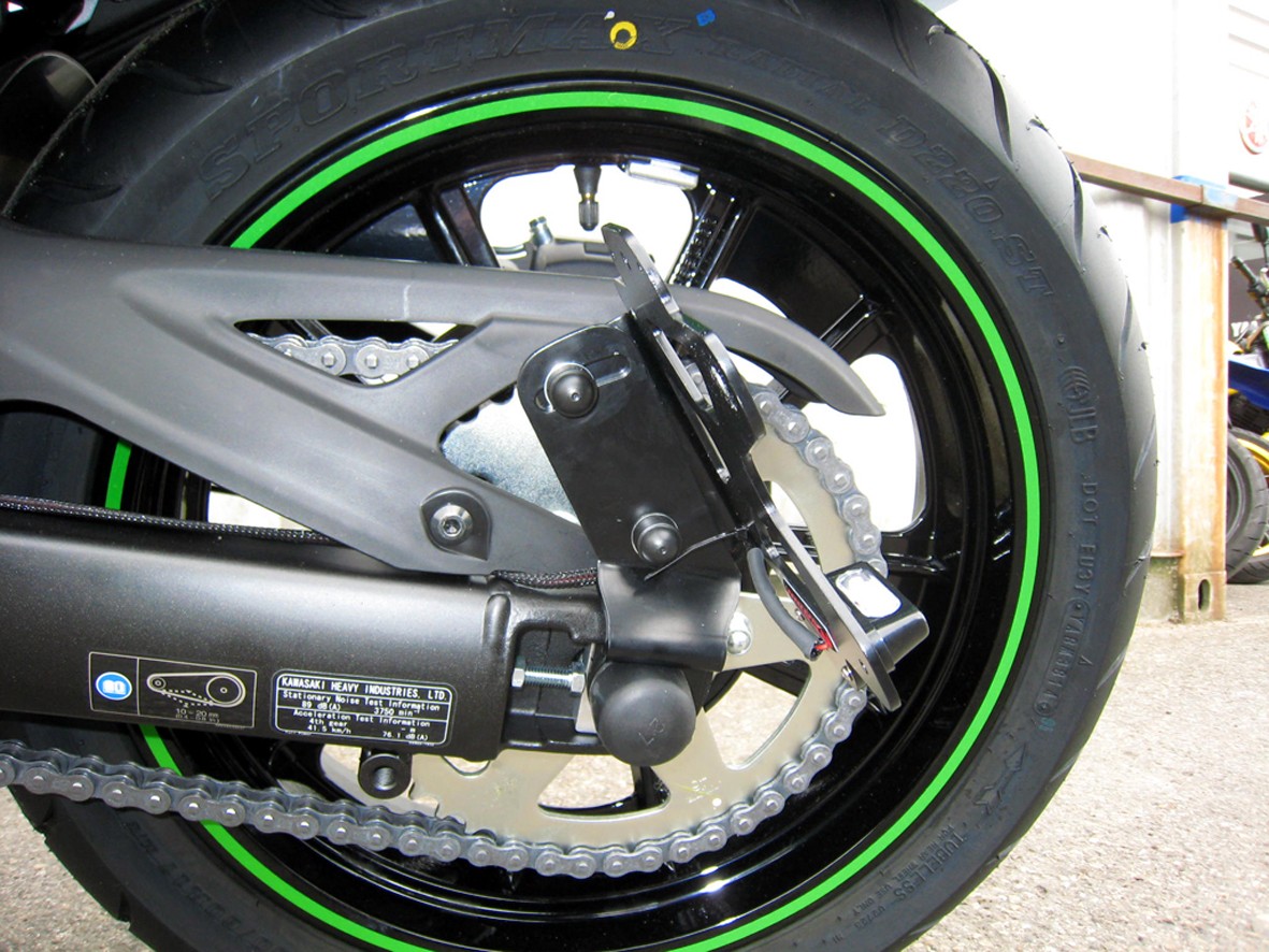 Support de plaque latéral ACCESS DESIGN pour Kawasaki Vulcan S - vue 2