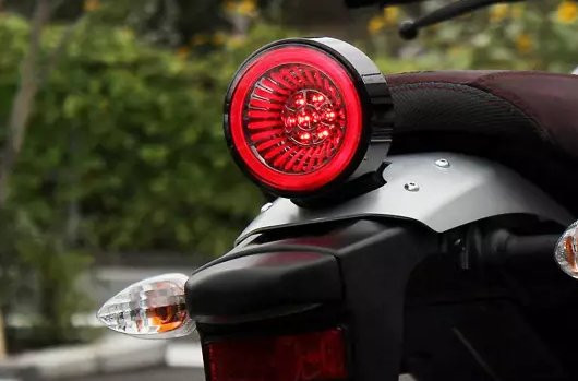 Feu arrière à leds Turbine Shinyo - vue 2