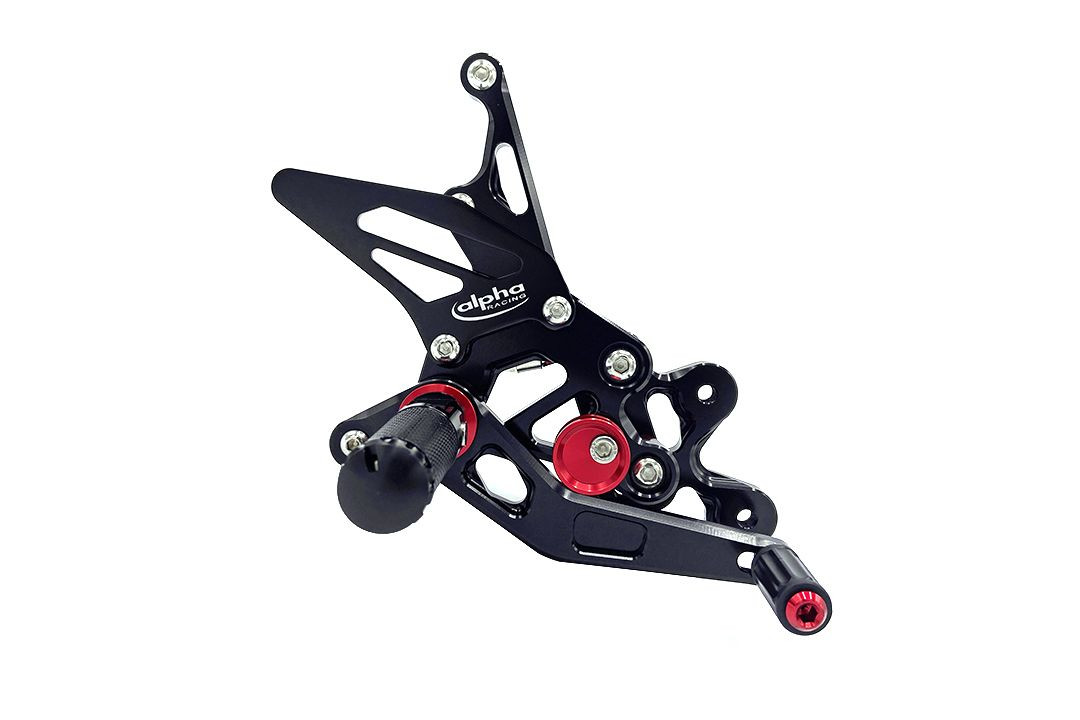 Repose-pieds complets reculés ALPHA TECHNIK noir Suzuki GSX-R750 2011-2017 avec ABE - vue 2