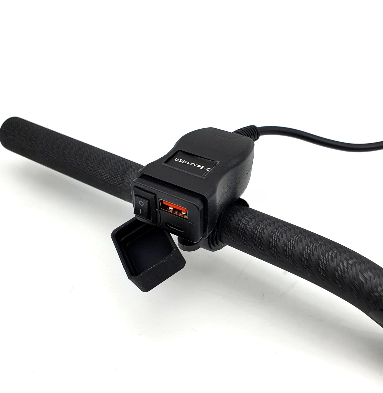 Prise USB et USB-C double charge rapide 3.0A étanche multi-fixation BRAZOLINE - vue 2