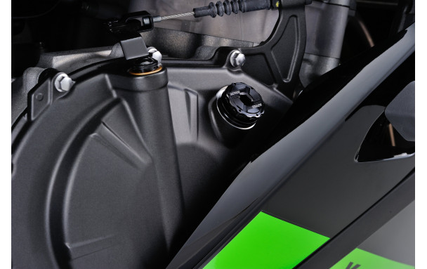 Bouchon de remplissage huile M20 x P2.5 CNC noir Daytona - vue 4