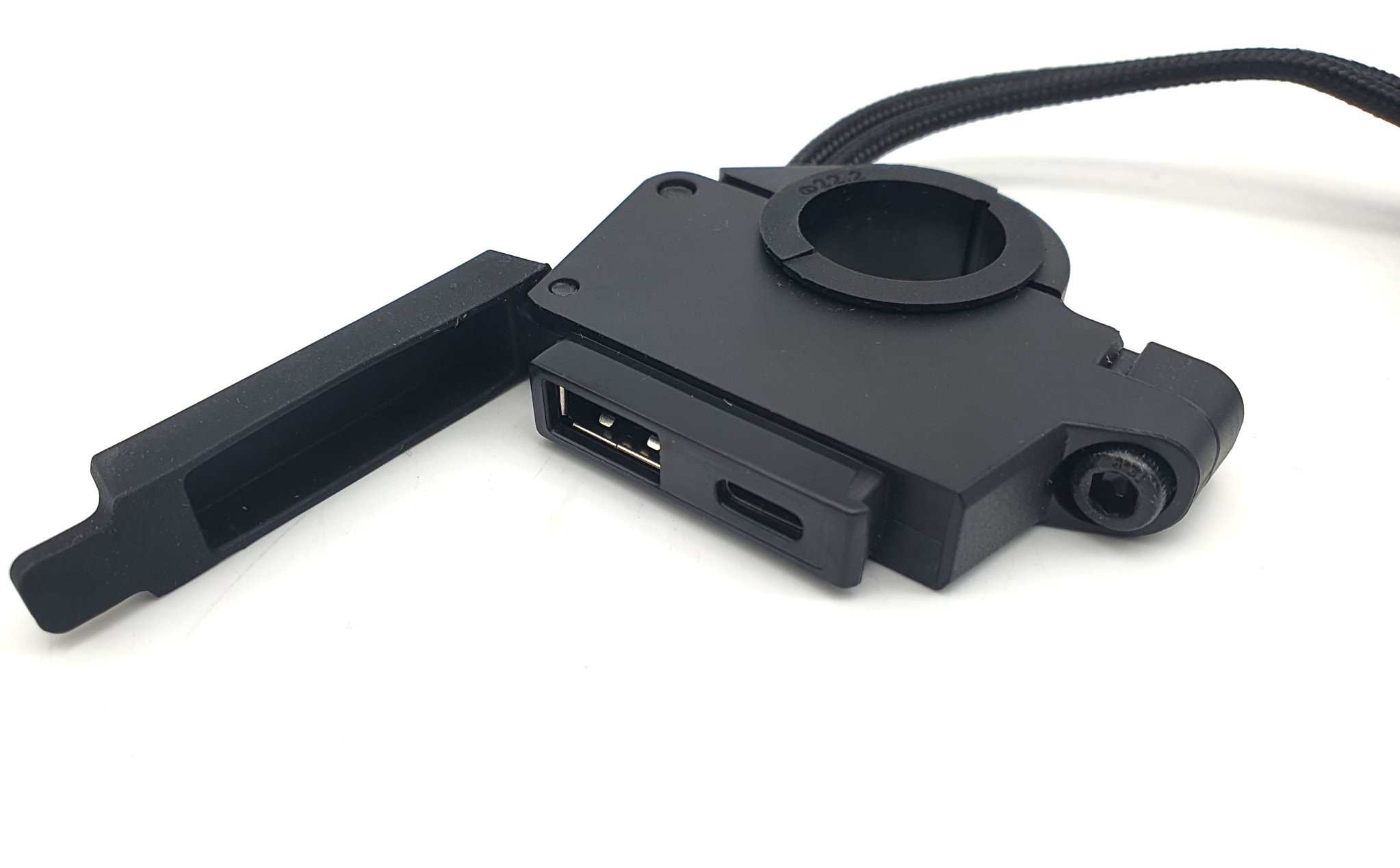 Prise USB pour guidon moto DAYTONA USB A et C - vue 2