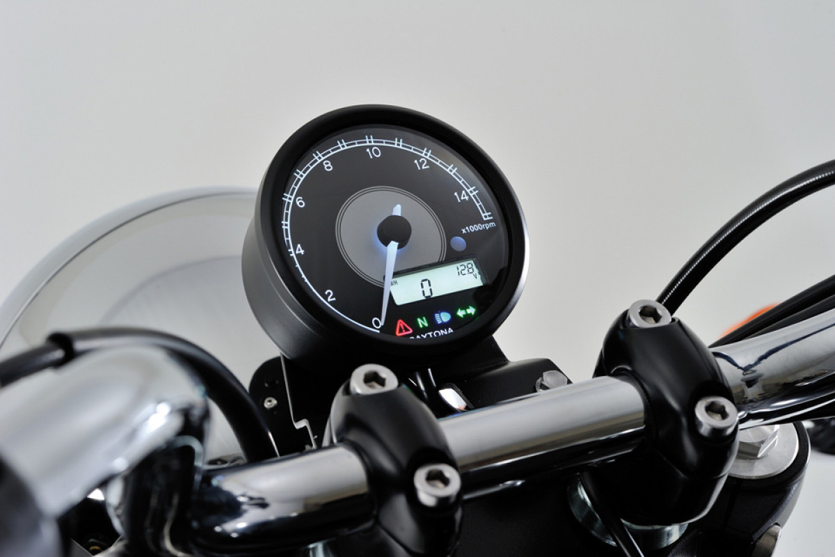 DAYTONA Compte-tours aiguille Velona 80 15000 tr/min avec compteur de vitesse LCD - vue 2