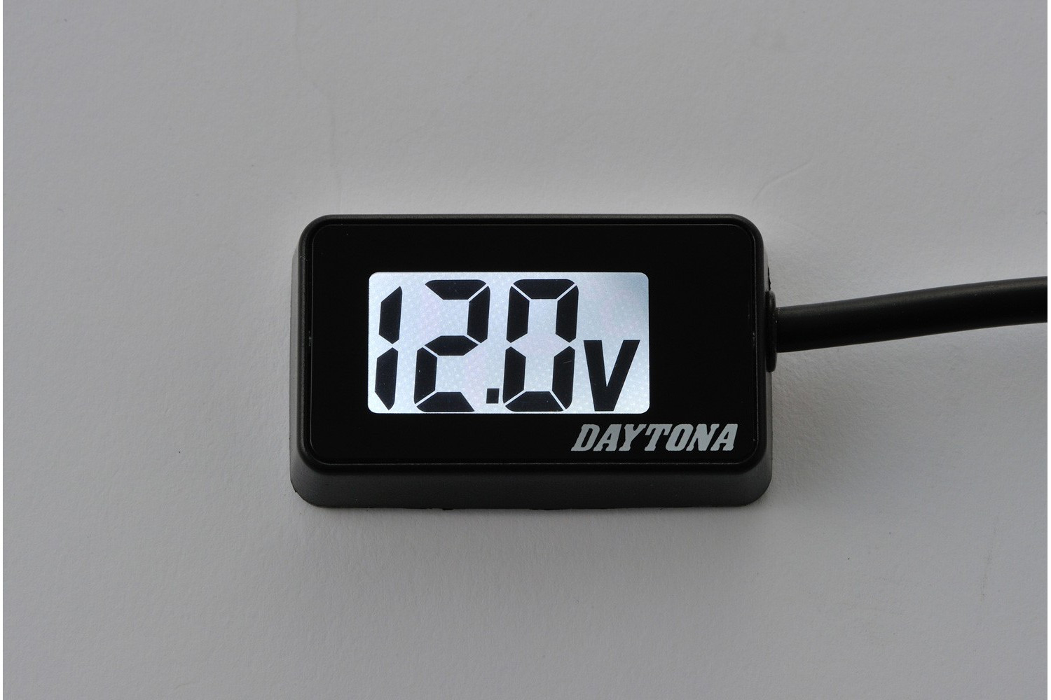 DAYTONA Voltmètre affichage numérique de tension batterie - vue 2