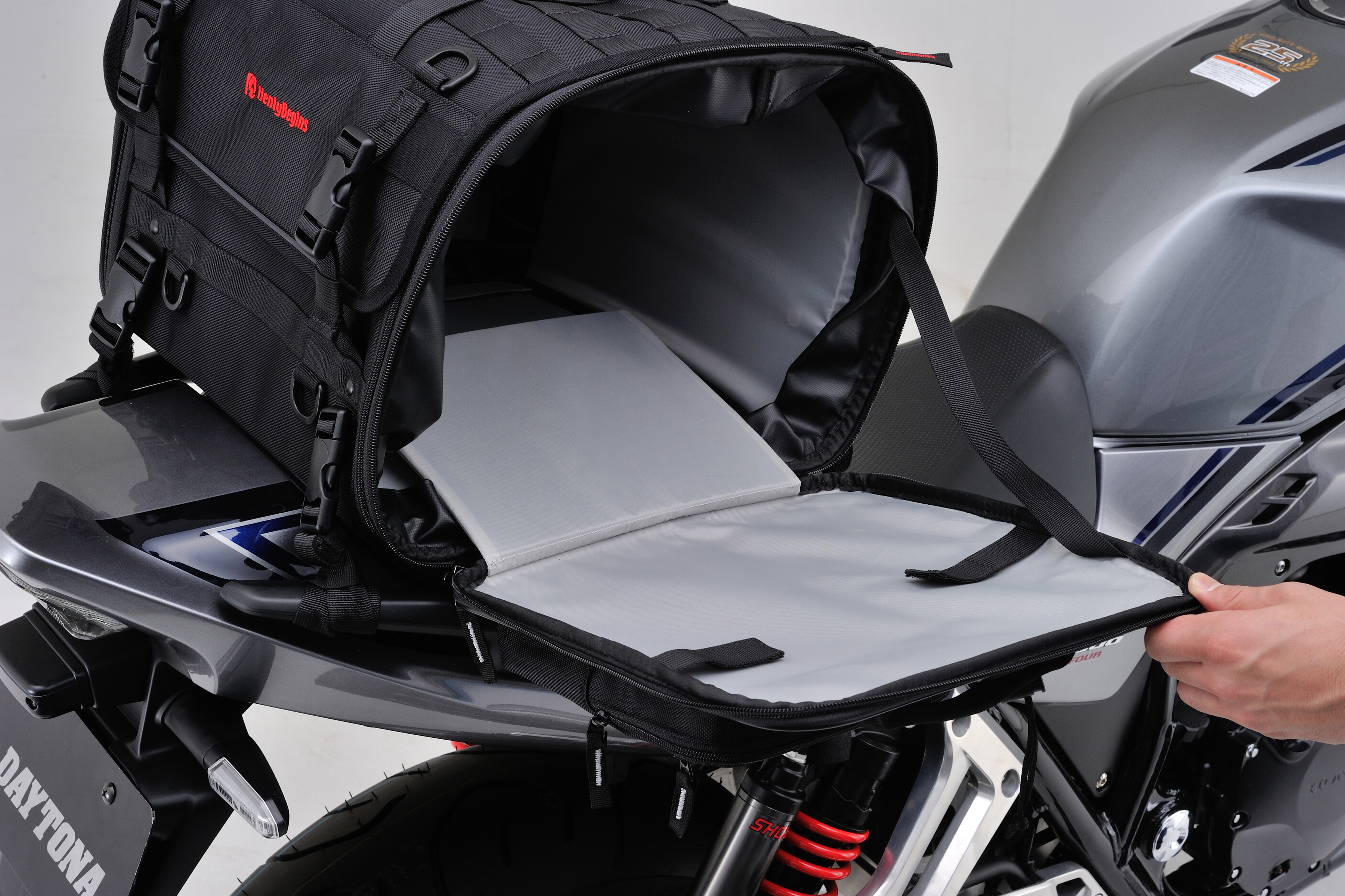 Sac de selle Daytona Henlybegins 44-60L DH-719 - vue 3