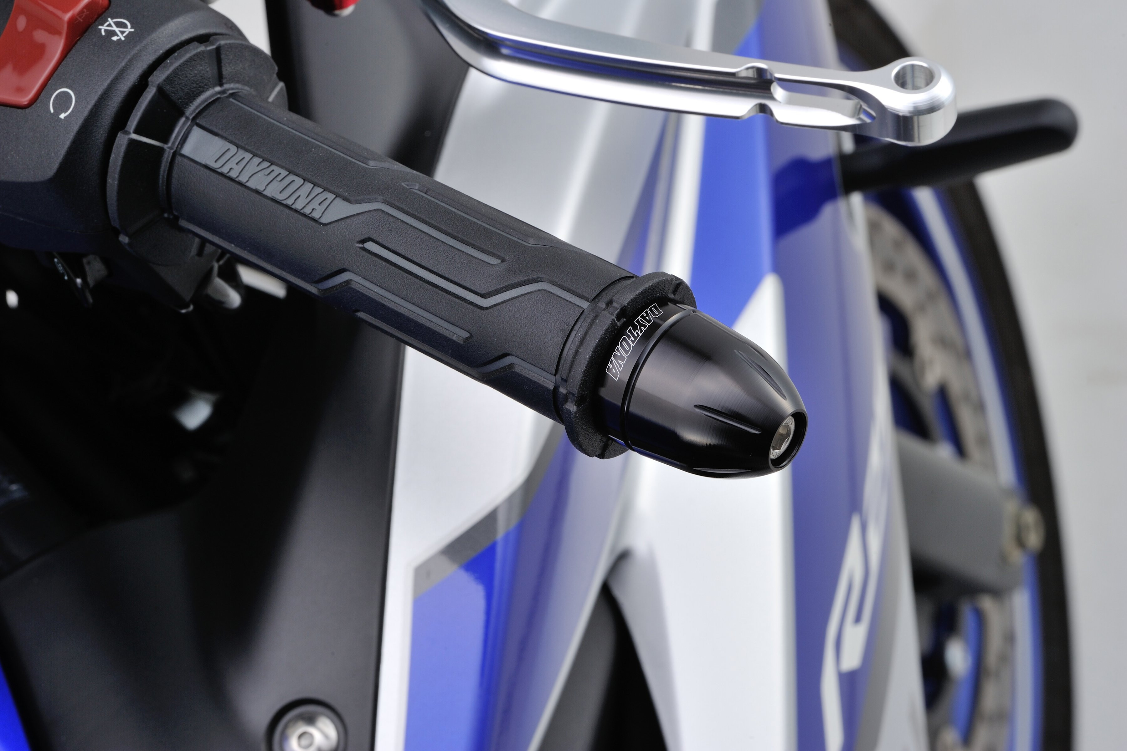 Embout de guidon Bullet 14-19 mm noir Daytona - vue 2
