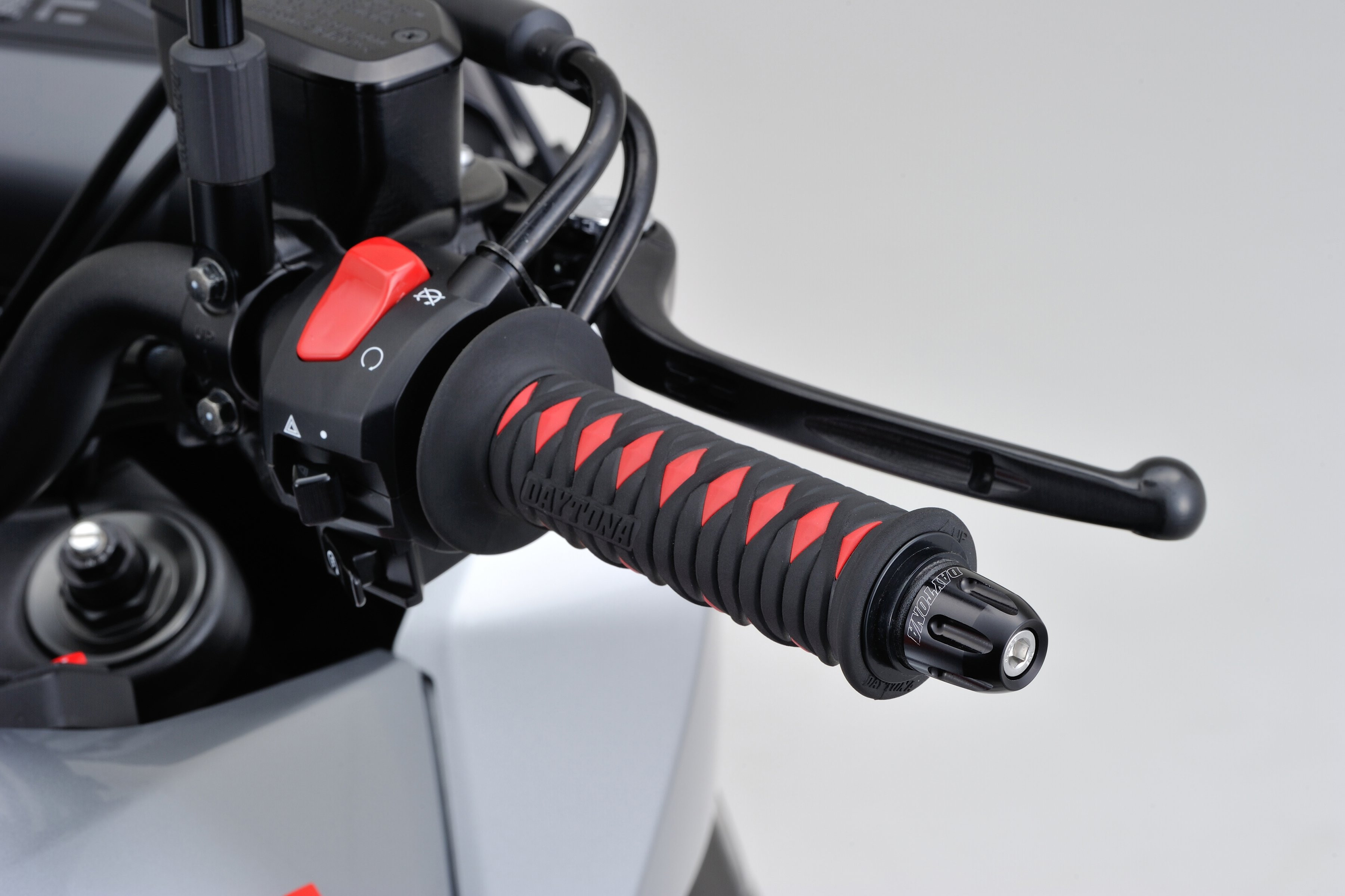 Embouts de guidon PINO-2 14-19mm noir Daytona - vue 3