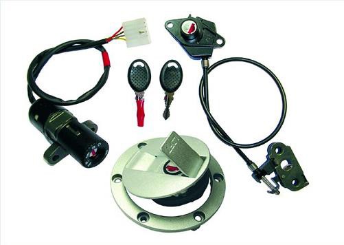 Contacteur à clé + bouchon réservoir adapté Aprilia BRAZOLINE