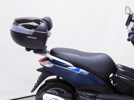 Sacoche top master Piaggio Fly 125 2013 Shad - vue 2