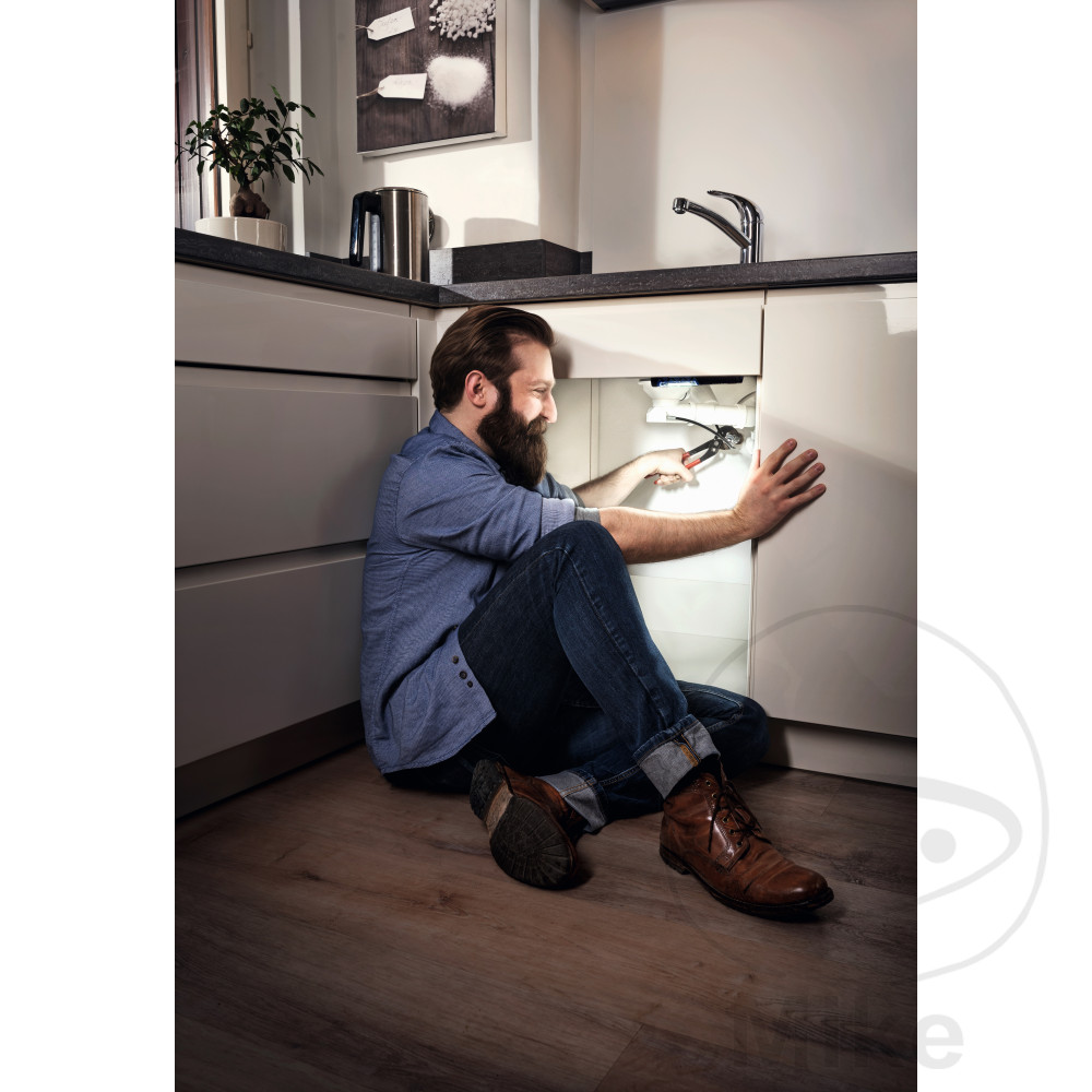 Lampe de poche Varta Work Flex avec 3 piles - vue 4