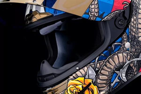Casque ICON Airframe Pro Tejas Libre - vue 3