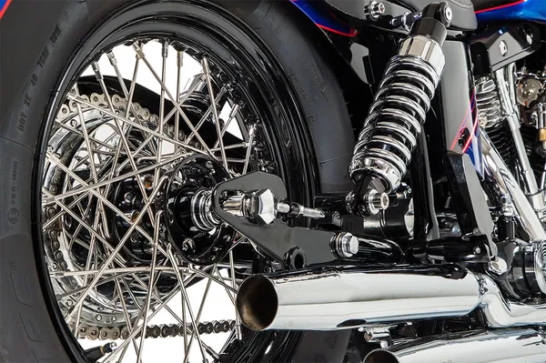 Jante en acier chromé 16" Drag Specialties - vue 5