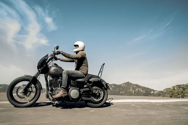 Pneu arrière Bridgestone Battlecruise H50 - vue 2