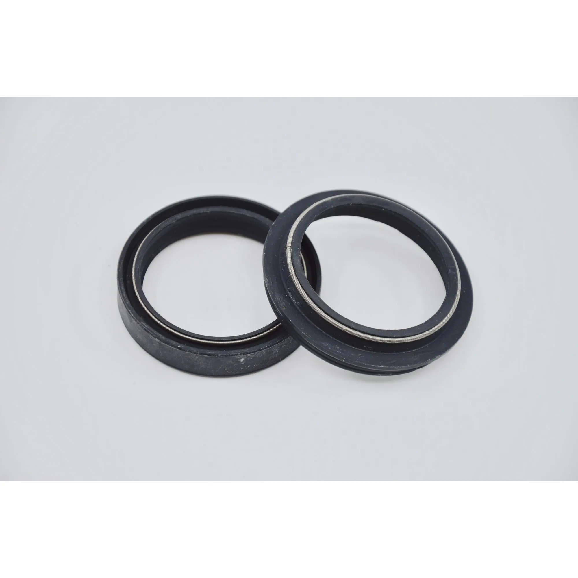 Kit de joints d'huile et de joints anti-poussière pour fourche SKF Showa KITB-45S