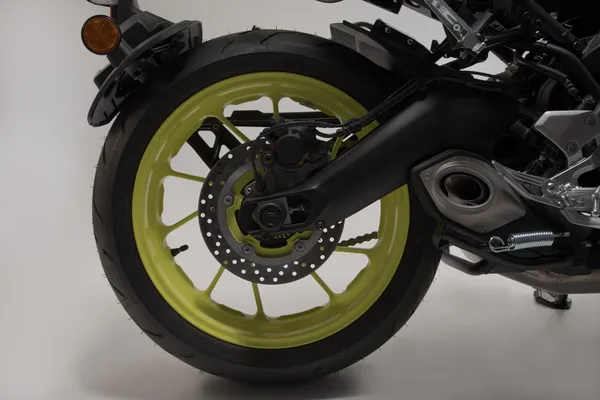 Roulettes de protection d'axe de roue arrière SW-MOTECH - vue 5