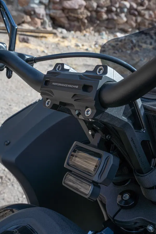 PERFORMANCE MACHINE Phatbar & Riser Kit BO 11.5RIS Guidon - vue 2