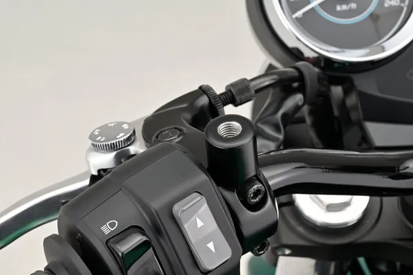 Boulon de fixation rétroviseur DAYTONA - vue 6