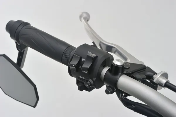 Boulon de fixation rétroviseur Daytona - vue 2