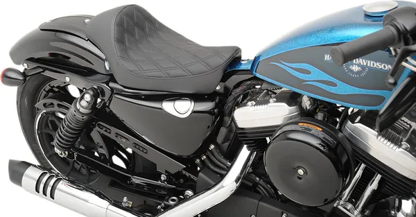 Selle solo type café racer Drag Specialties Seats - vue 3