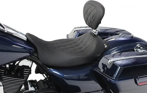 Selle solo Wide Tripper avec dossier amovible pour conducteur MUSTANG