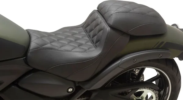 Selle solo Squareback/Fastback Mustang - vue 2