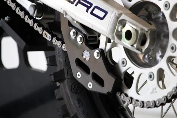 Guide-chaîne AXP Racing - vue 3