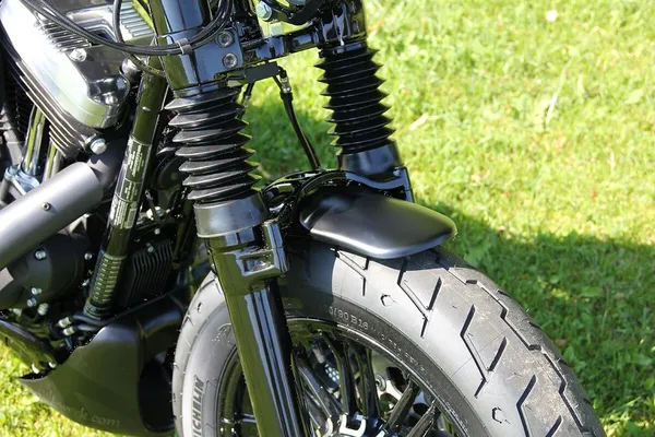 Garde-boue avant Bobber Cult Werk - vue 3