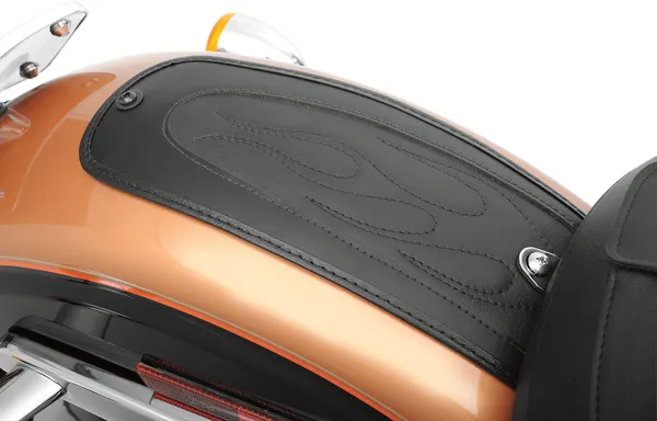 Housse de selle Fender Skin Flame Drag Specialties - vue 2
