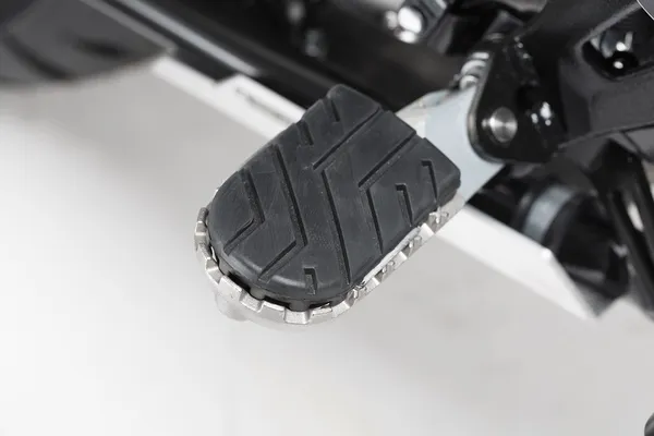 Repose-pieds SW-MOTECH Ion - vue 3