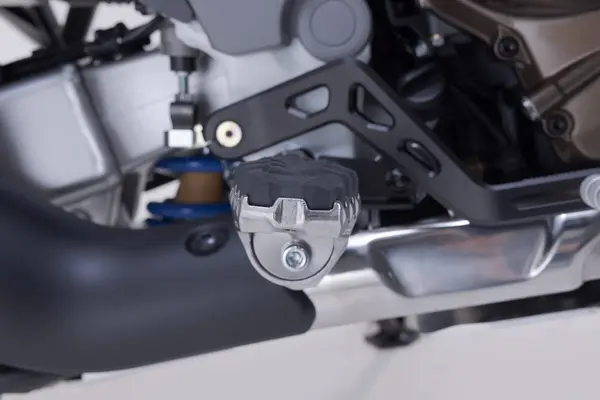 Kit repose-pieds Evo SW-MOTECH - vue 5