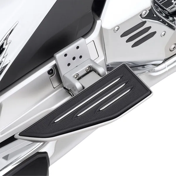 Rehausses de marchepied passager Show Chrome - vue 3