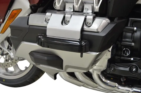 Repose-pieds routier chromé RIVCO PRODUCTS GL1800 - vue 3