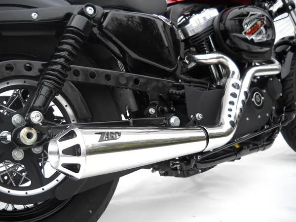Ligne d’échappement intégrale 2-en-1 conique Zard pour H-D Sportster - vue 3