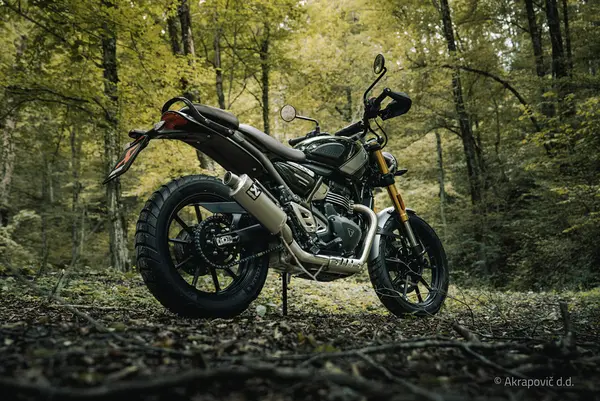 Silencieux Akrapovic slip-on titane Triumph SPE - vue 8