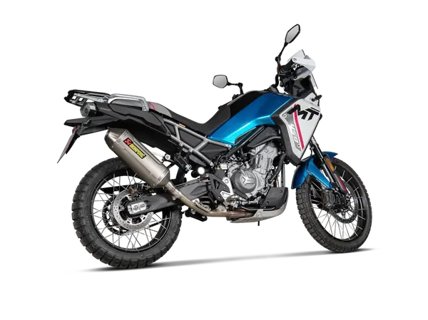 Silencieux slip-on Akrapovic pour moto de route - vue 3