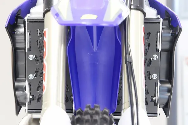 Protections de radiateur AXP Racing Xtrem - vue 6