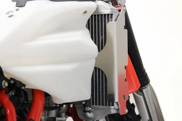 Protections de radiateur AXP Racing Xtrem Beta 350 - vue 4