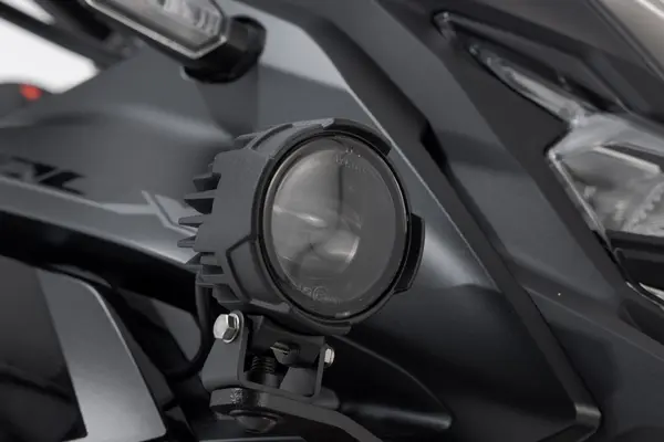 Fixation feux SW-MOTECH - vue 2