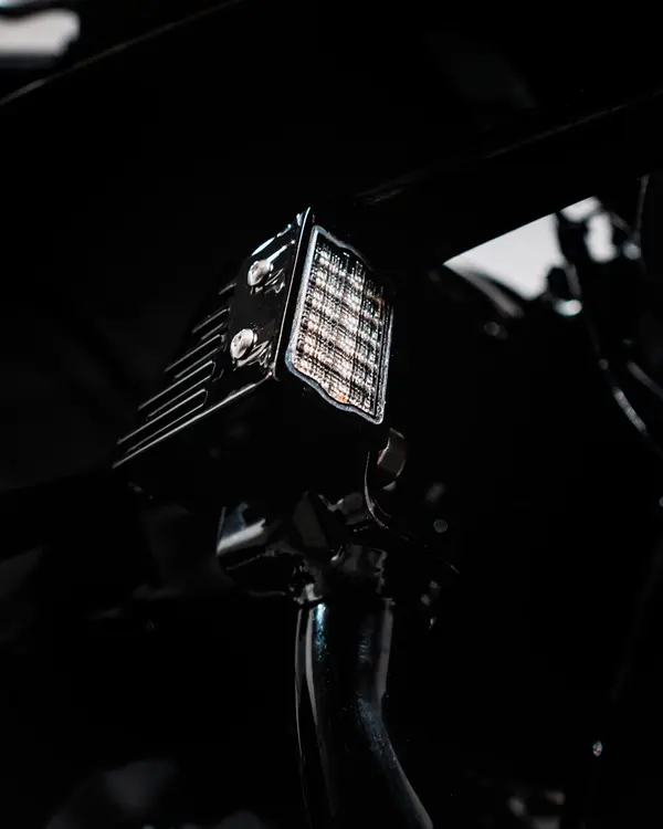 Clignotants avant LED haute performance Low Rider ST Custom Dynamics - vue 2