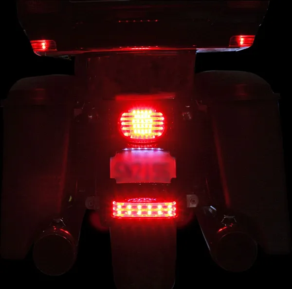 Feu arrière de bout de garde-boue ProBEAM® Custom Dynamics - vue 2