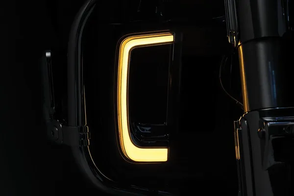 Grille inférieure Tracer avec LED FL Kuryakyn - vue 5