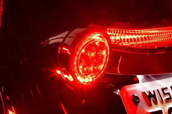 Feu additionnel Ciro Light Fang RR chromé rouge - vue 3