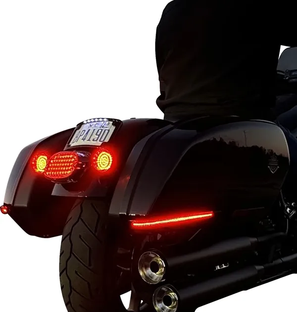 Feux de sacoches LED Custom Dynamics - vue 2