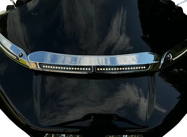 Garniture de pare-brise Custom Dynamics - vue 2