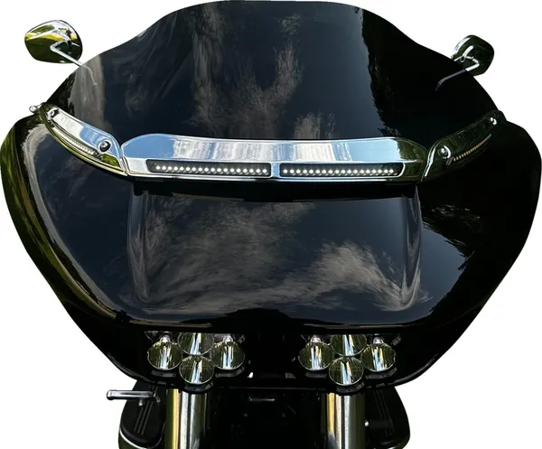 Garniture de pare-brise Custom Dynamics - vue 3