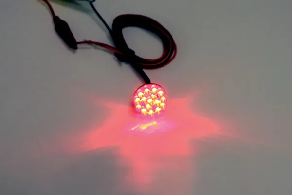 Cluster LED Hardwire 1.0 rouge Custom Dynamics - vue 3