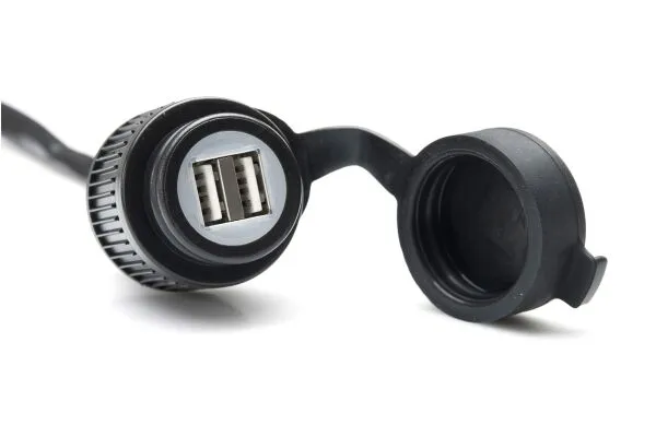 Port de charge double USB avec faisceau de câbles SW-MOTECH