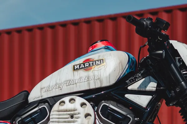 Cache de console centrale Cult Werk pour Harley - vue 4